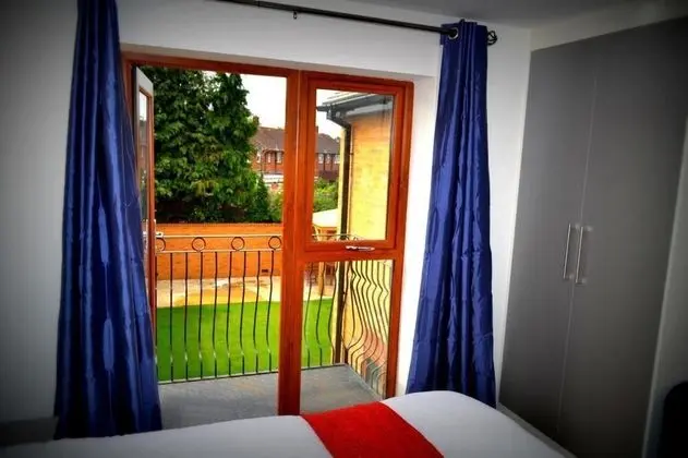 Heathrow Travellers Hub B & B - Oda Düzeni