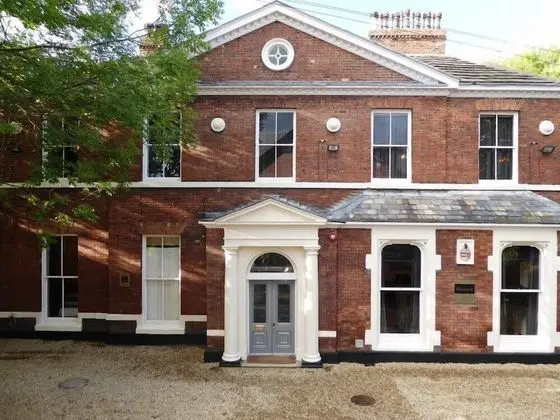 The Heaton at Claremont Apartments - Oda