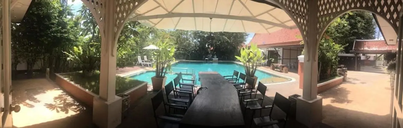 Heaven Hill Pool Villa Pattaya - Oda Düzeni