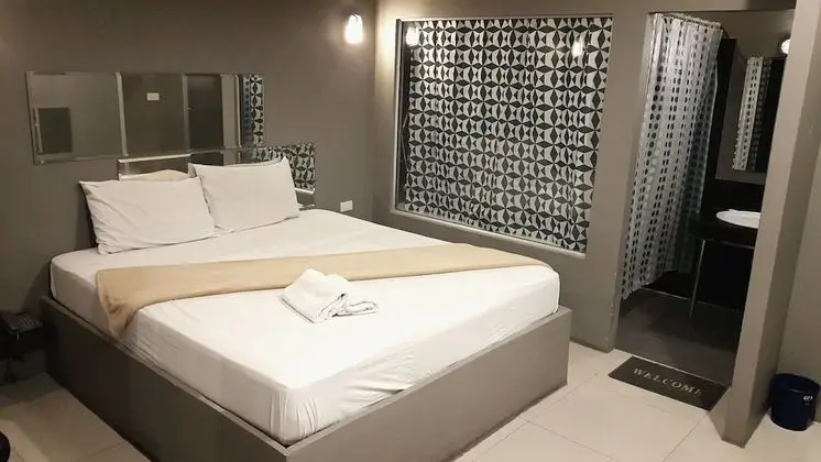 Heaven Inn - Öne Çıkan Resim