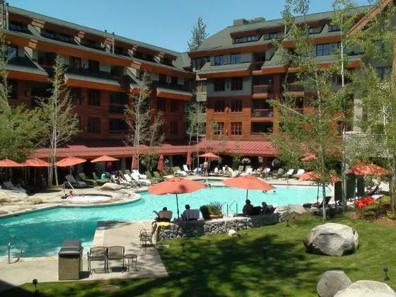 Heavenly Village Condos - Grand Residence - Havuz