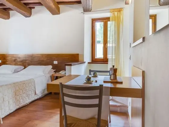 Heavenly Holiday Home in Folignio With Whirlpool