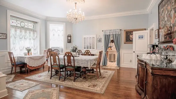 Heber Senator Bed and Breakfast - Yerinde Yemek