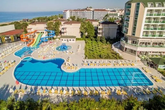 Hedef Beach Resort Spa