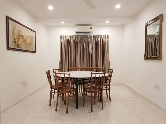 Heeren Straits Hotel - Yerinde Yemek