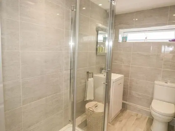 Hegarty's Cottage at Trevarrian Lodge - Banyo Tipleri