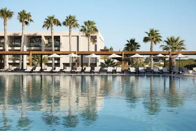 Helea Lifestyle Beach Resort - Havuz