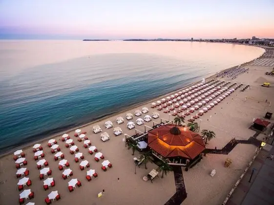 Helena VIP Villas and Suites - Plaj