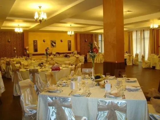 Hotel Helin Aeroport - Yerinde Yemek