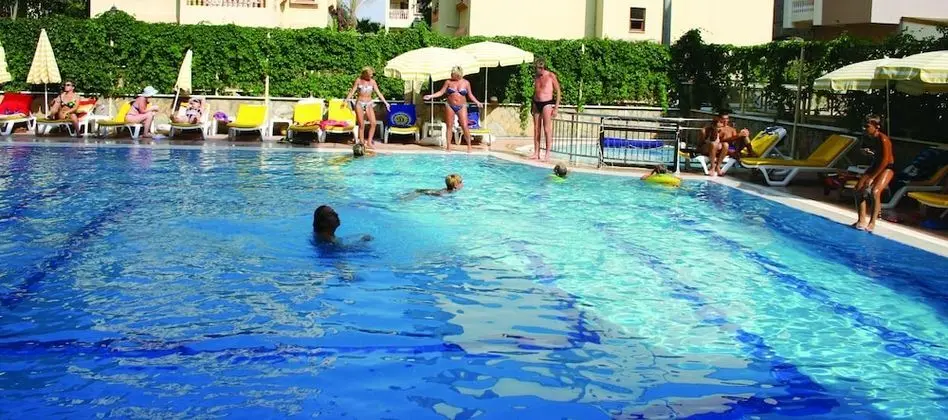 Helios Hotel - Havuz