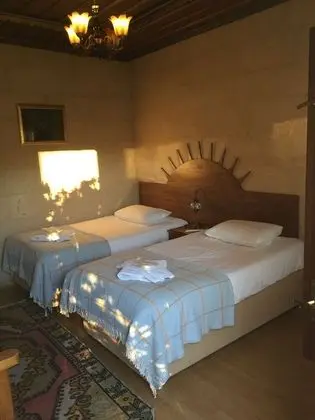 Helios Cave Hotel - Oda