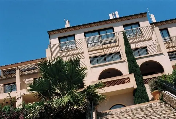 Hotel Hélios - Dış Mekan