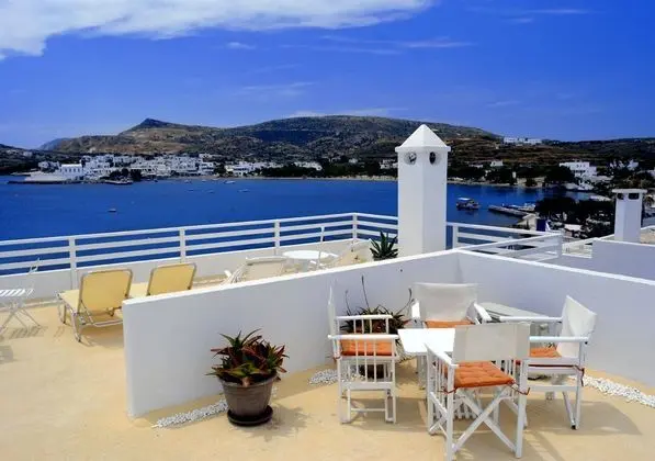 Heliotropio Studios & Apartments