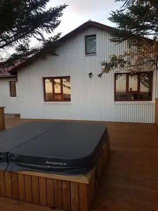 Hellatún Guest House - Dış Mekan