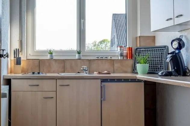 Helles Apartment mit eigenem Stellplatz - Mutfak