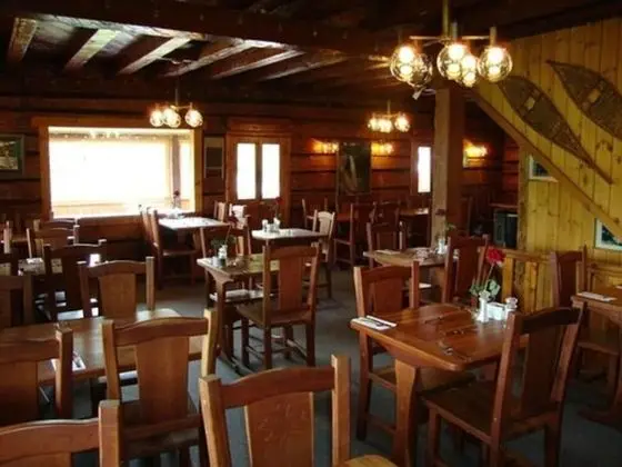 Helmcken Falls Lodge - Yerinde Yemek