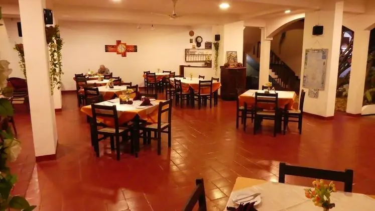Hotel Hemadan - Lobi
