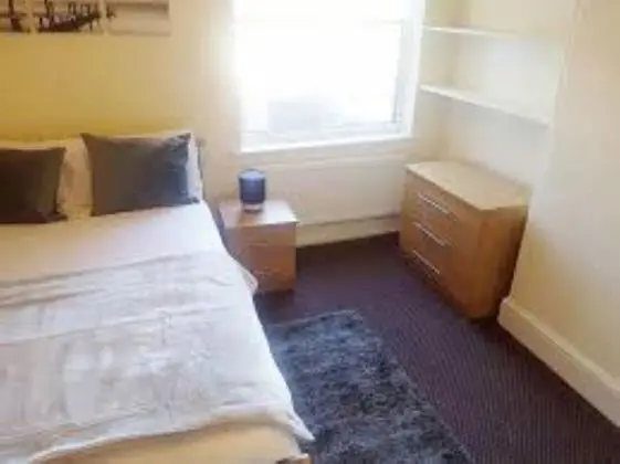 Hemel Short Stay - Oda