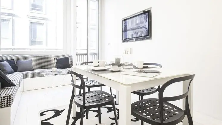 Hemeras Boutique House Aparthotel Duomo 11