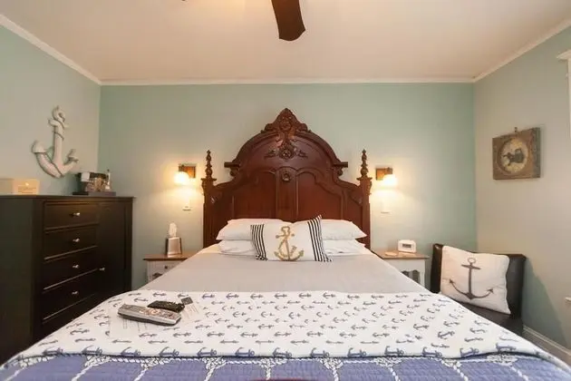 Hemingway House Bed and Breakfast - Oda