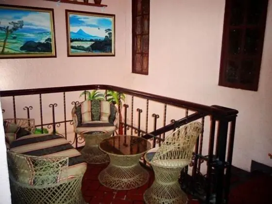 Hemingway Inn - İç Mekan