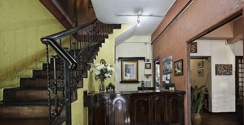 Hemingway Inn - Lobi