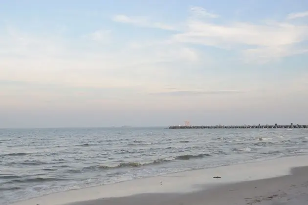 The Hen Hua Hin Private Beach Villa - Plaj