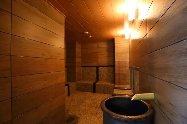 Henn na Hotel Kansai Airport - Havuz
