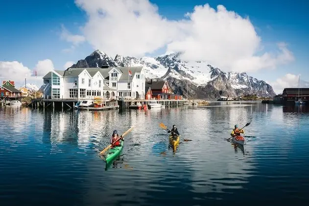 Henningsvær Bryggehotell