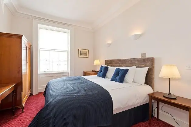 Henrietta Suites City Centre - Oda