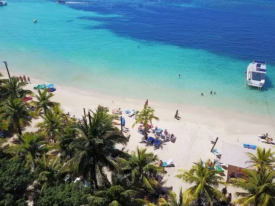 Henry Morgan Resort - All Inclusive