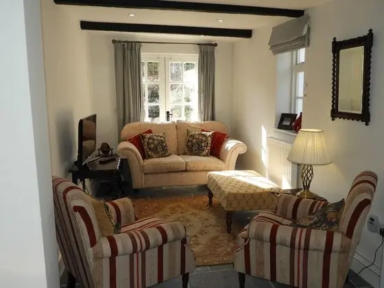 Henry VIII Cottage - İç Mekan