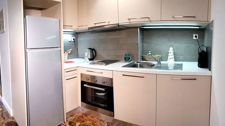 Heraklion Old Port Apartments - Mutfak