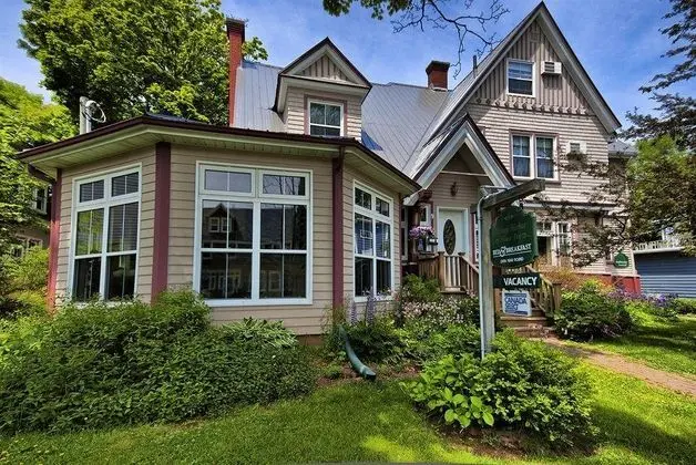 Heritage Harbour House Inn