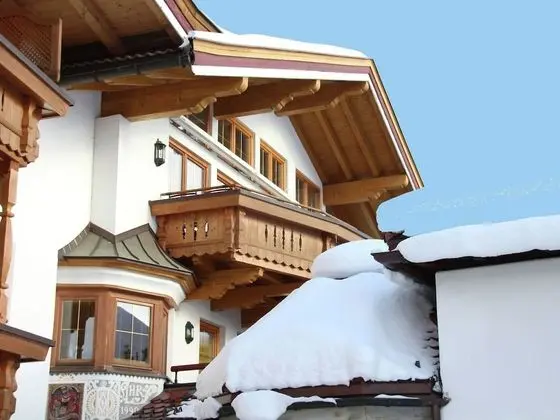 Heritage Holiday Home in Kirchberg With Sauna