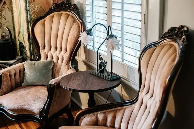 Heritage House Bed & Breakfast - Boutique Adults-Only Inn - Oda Düzeni