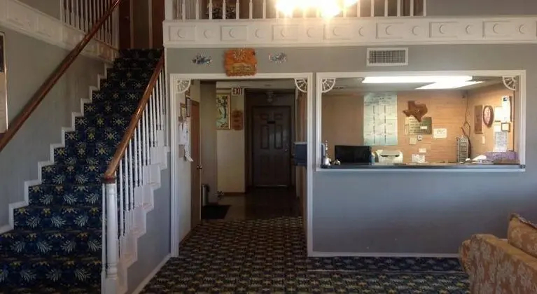 Heritage House Inn