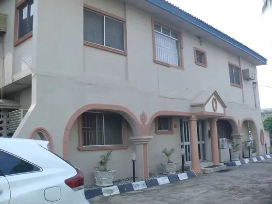 Heritage House Hotel