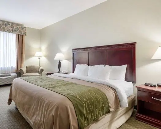 Heritage Inn and Suites