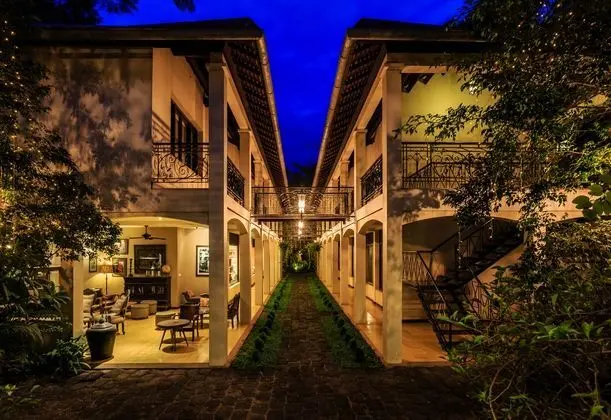 Heritage Suites Hotel