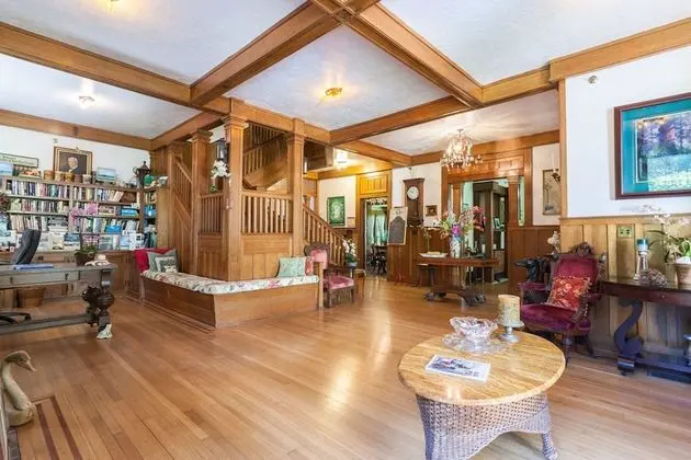 Herlong Mansion Bed & Breakfast - Lobi