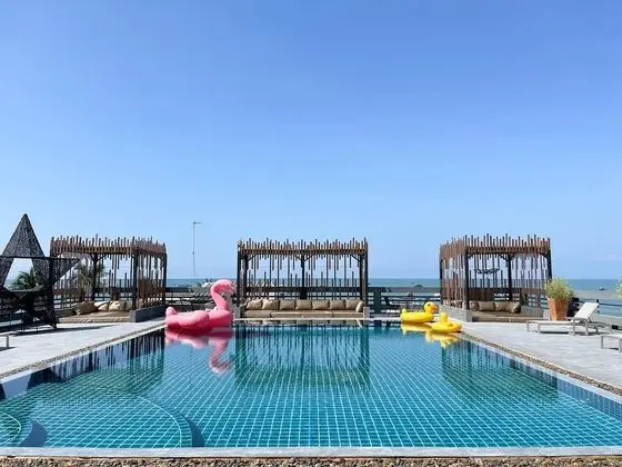 Hermann Hotel Pattaya - Havuz