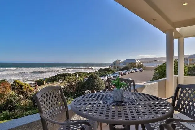 Hermanus Beachfront Lodge - Plaj