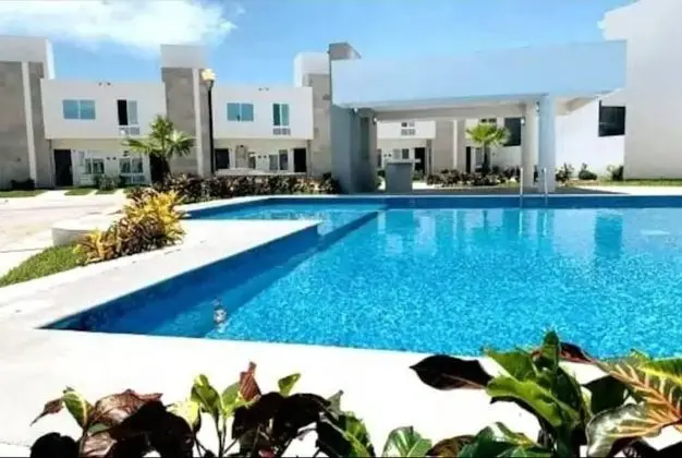 Hermosa Casa Con Laguna Y Alberca - Dış Mekan