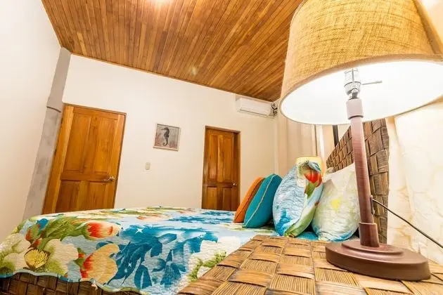 Hermosa Heights Villa 24 - Oda
