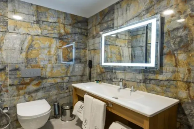 Hero`s Hotel - Banyo Özellikleri
