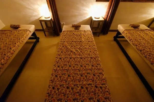 Heroes Hotel - Spa