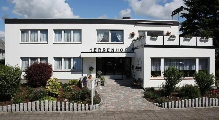 Hotel Herrenhof