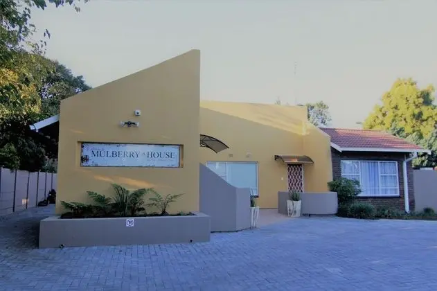 Hesperus Street - Dış Mekan