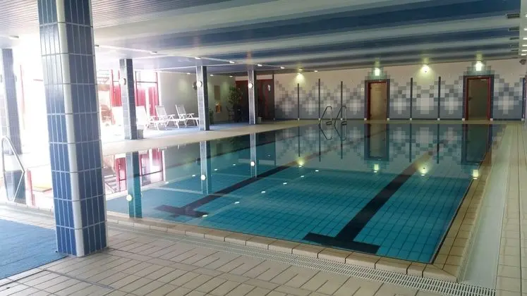 Hessen Hotelpark Hohenroda - Havuz